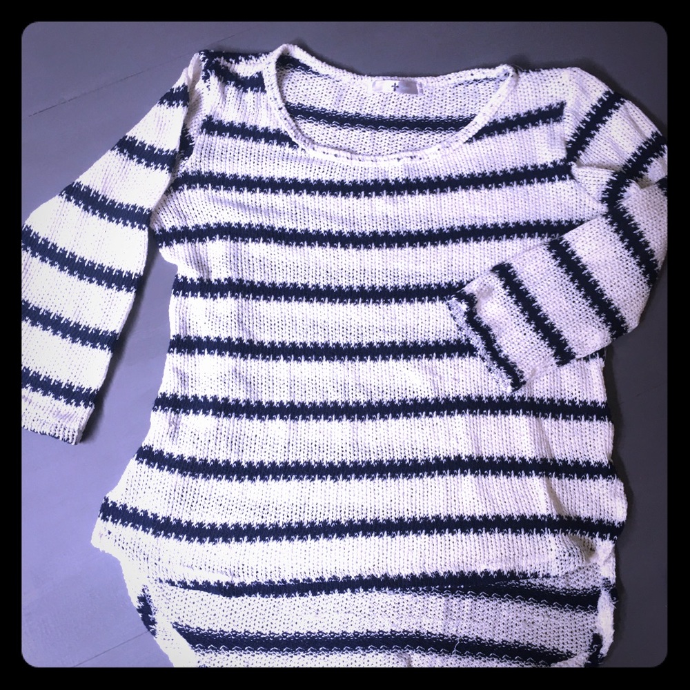 Blu Planet sweater -light weight